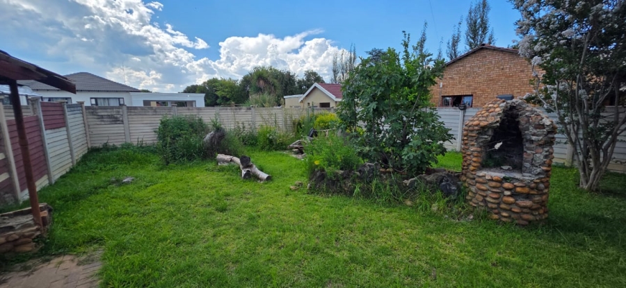 3 Bedroom Property for Sale in Songloed North West